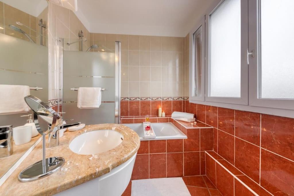 Le Versaillais Gare/Chateau/Wifi/Netflix Versailles Eksteriør billede